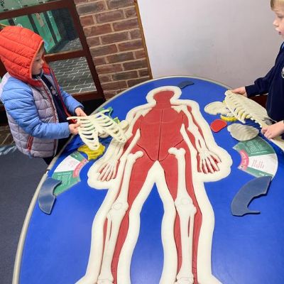 Glow Worms Look Out Centre Trip!